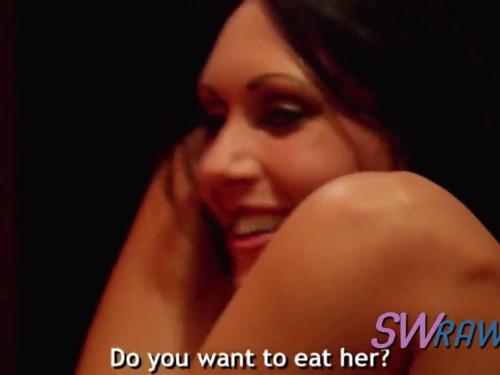 Nympho spouse has the full swap while partying at the room